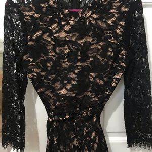 Alexis romper